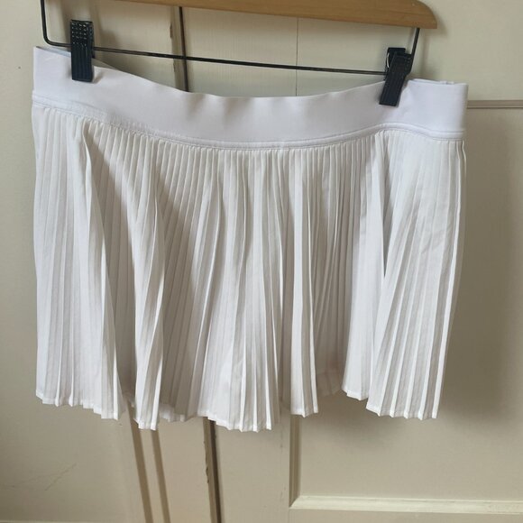 Lululemon Pleated Tennis Skirt White Size 12 - Picture 2 of 7